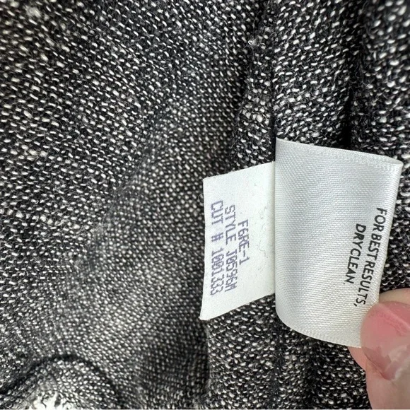 Eileen Fisher Gray Linen Blend Woven Raw Trim Jacket Long Sleeve Size Medium - Picture 7 of 10
